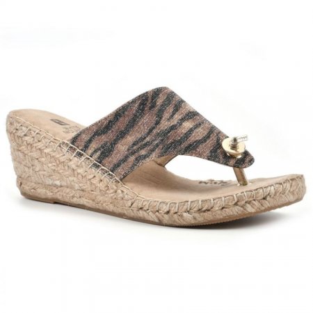 White Mountain Beachball Wedge Sandal-Tan Tiger Print Glitter