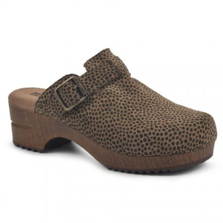 White Mountain Behold Leather Clog-Tan Cheetah Print Leather